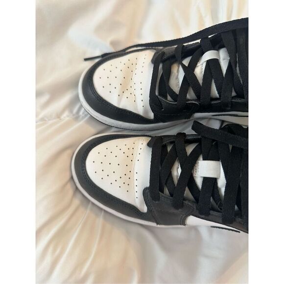 Nike Kid's Boy's Jordan 1 Mid GS Pastel Sneaker Shoes White Green Size 5.5Y - Picture 3 of 12